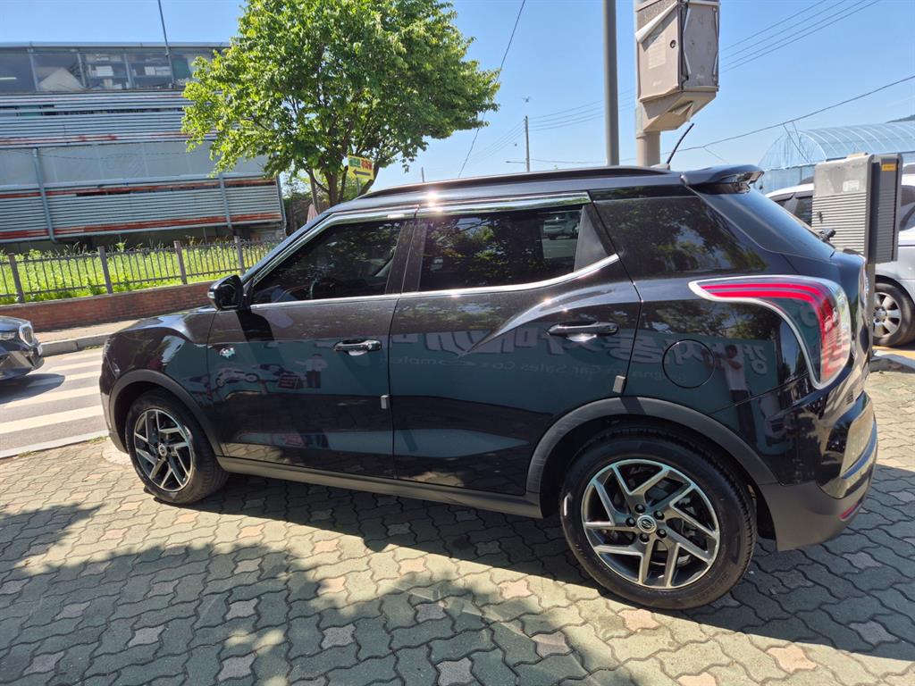 Ssangyong Tivoli - Vista 7