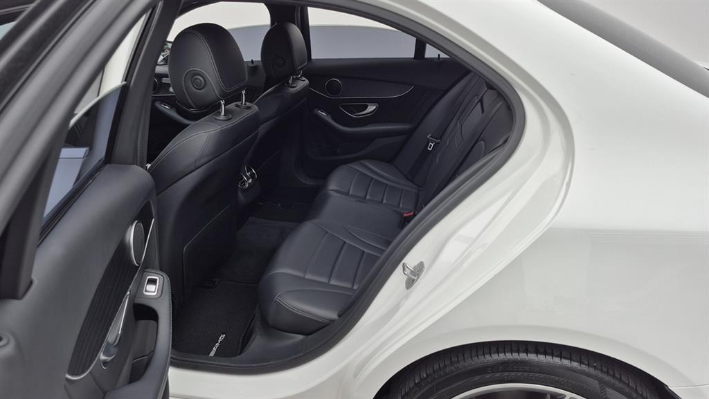 Mercedes Benz C Class - Vista 6
