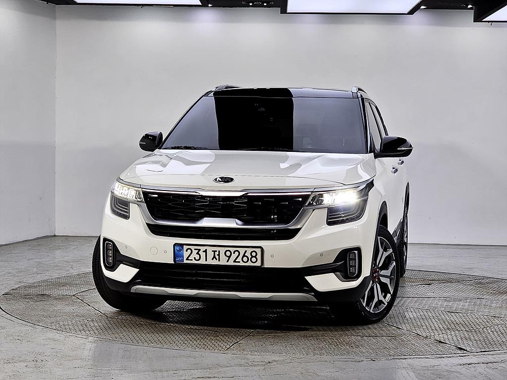 KIA Seltos - Vista 2