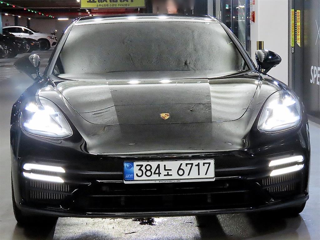 Porsche Panamera - Vista 2