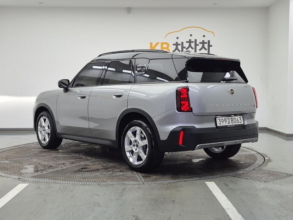 Mini Countryman - Vista 3