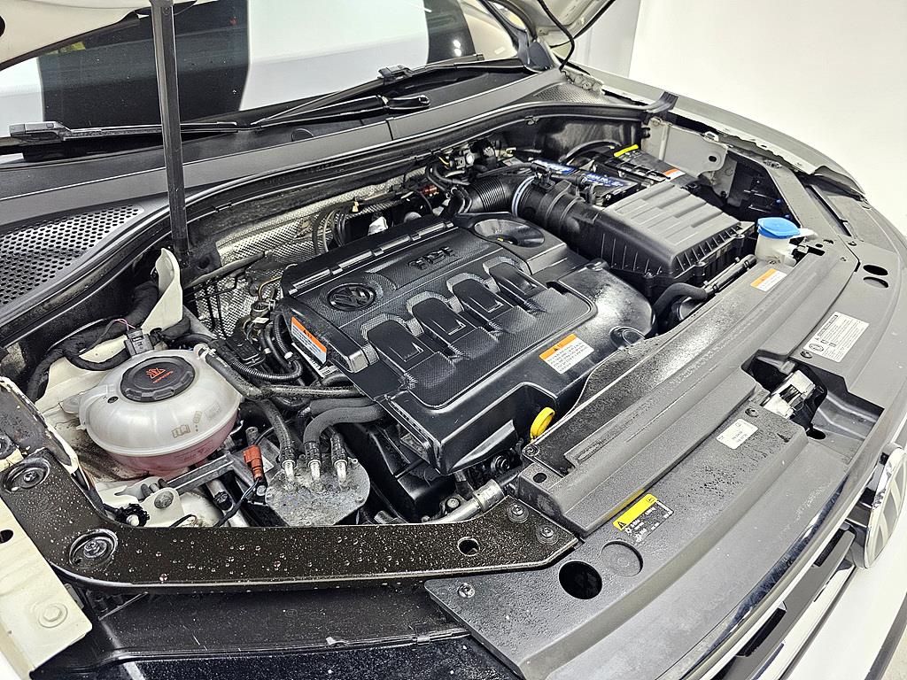 Volkswagen Tiguan - Vista 6
