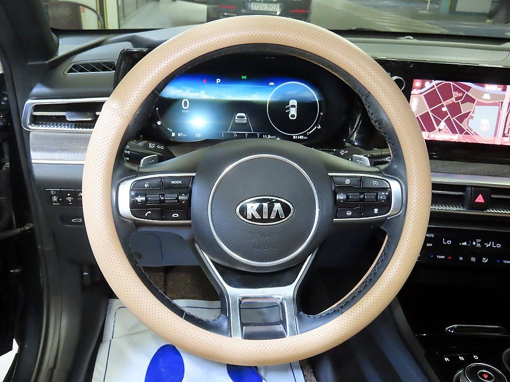 KIA K5 - Vista 8
