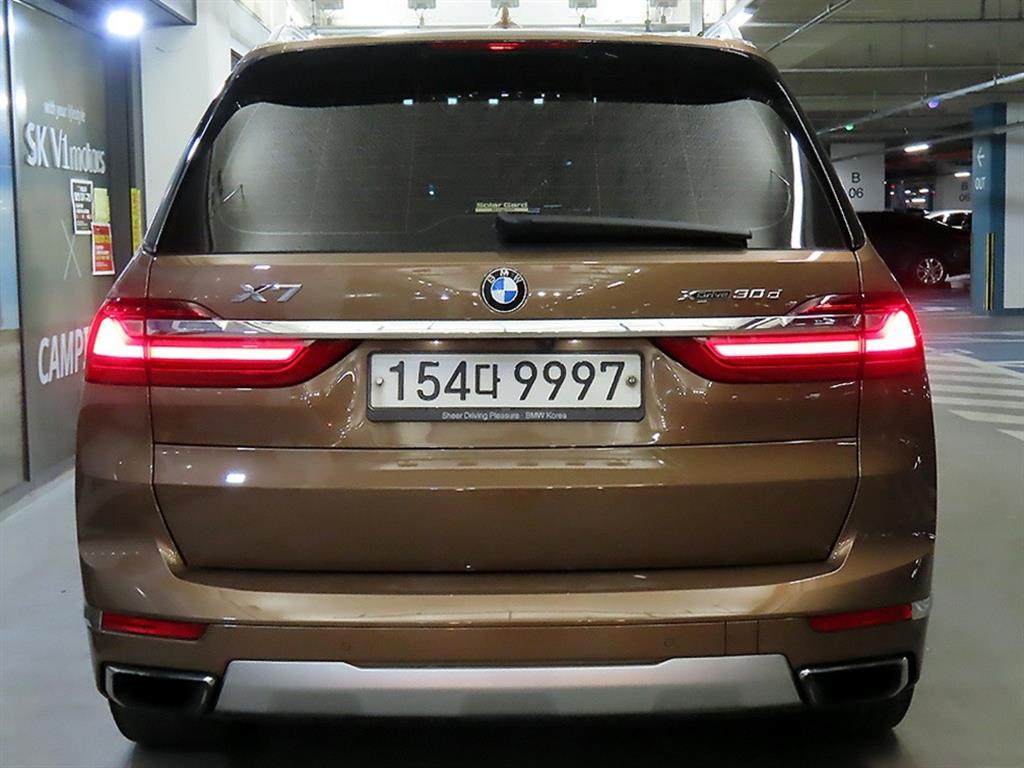 BMW X7 - Vista 5