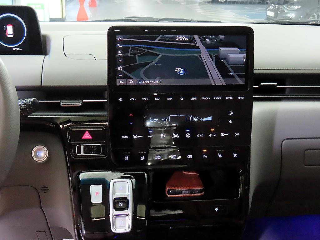 HYUNDAI Staria - Vista 12