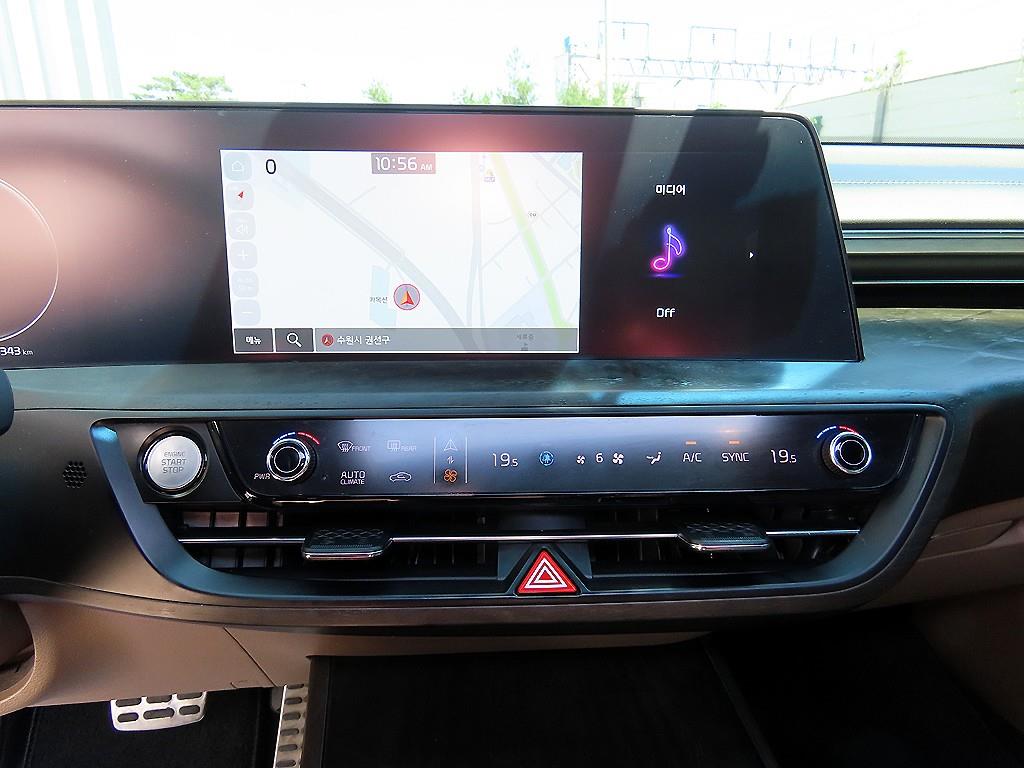 KIA K8 - Vista 12