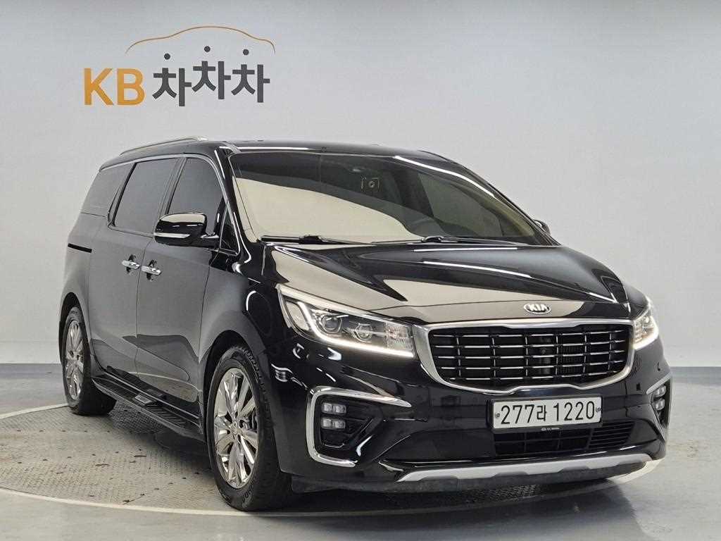 KIA Carnival - Vista 4