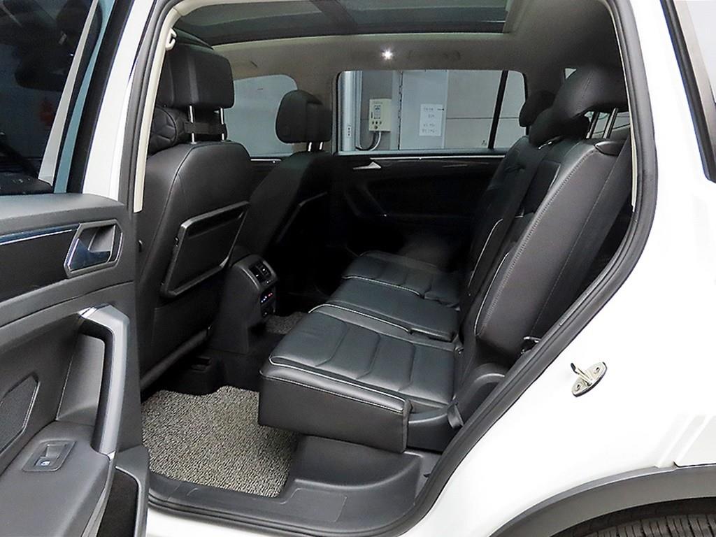 Volkswagen Tiguan - Vista 6