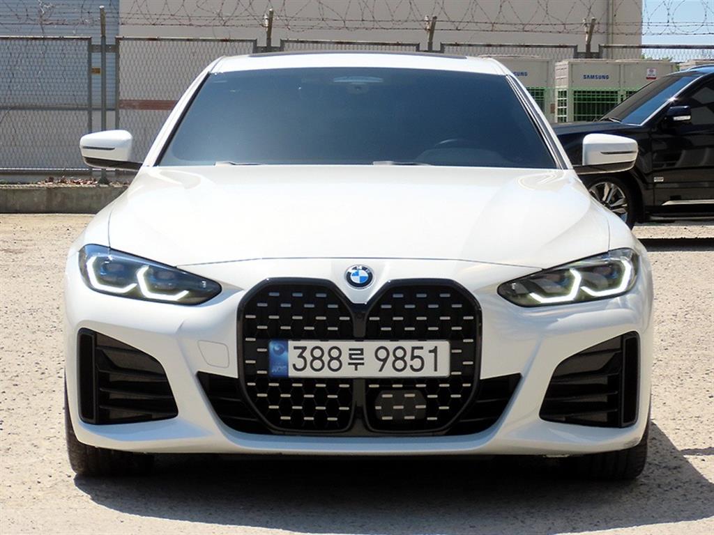 BMW 4 Series 2022 Blanco - Importación desde Corea - HF Imports Iquique - Foto 1