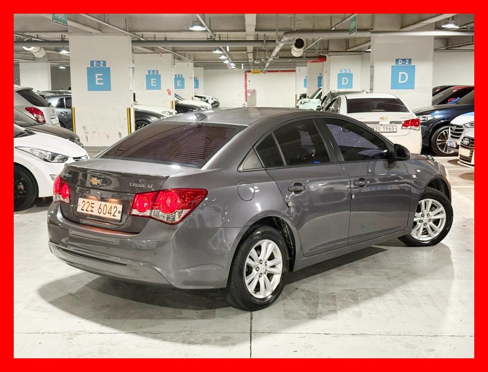 Chevrolet Cruise - Vista 4
