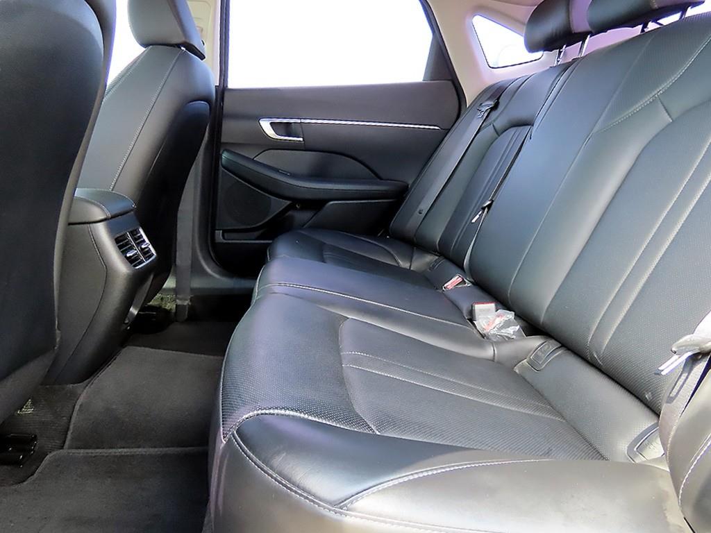HYUNDAI Sonata - Vista 6