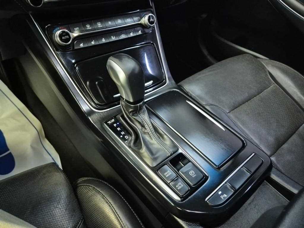HYUNDAI Grandeur - Vista 8