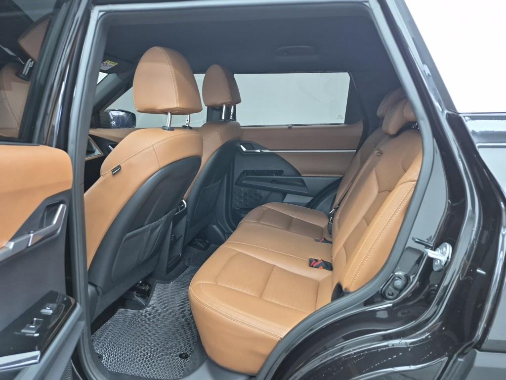 Ssangyong Torres - Vista 12