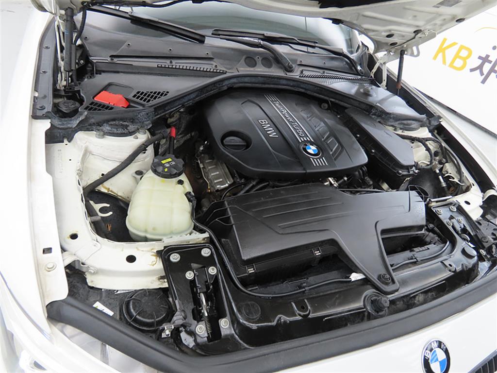 BMW 1 series 2014 Blanco - Importación desde Corea - HF Imports Iquique - Foto 19