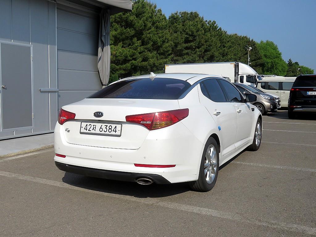 KIA K5 - Vista 4