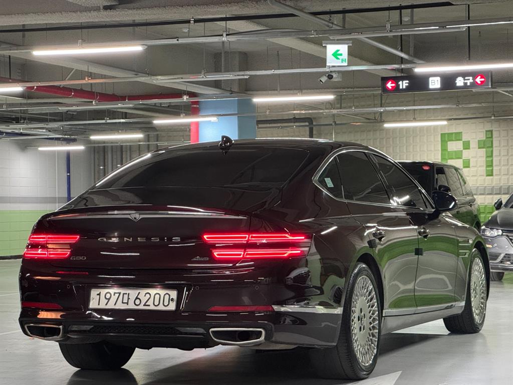 Genesis G80 - Vista 5