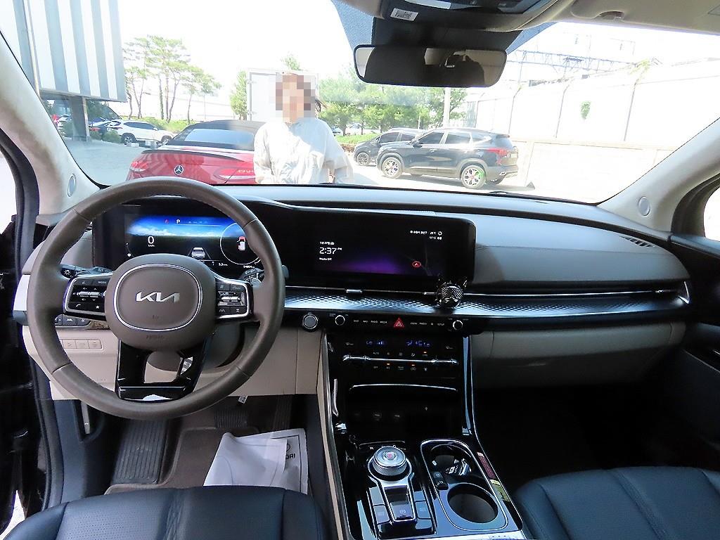 KIA Carnival - Vista 7