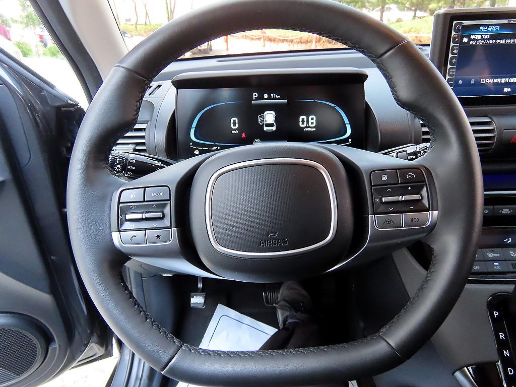HYUNDAI Casper - Vista 8