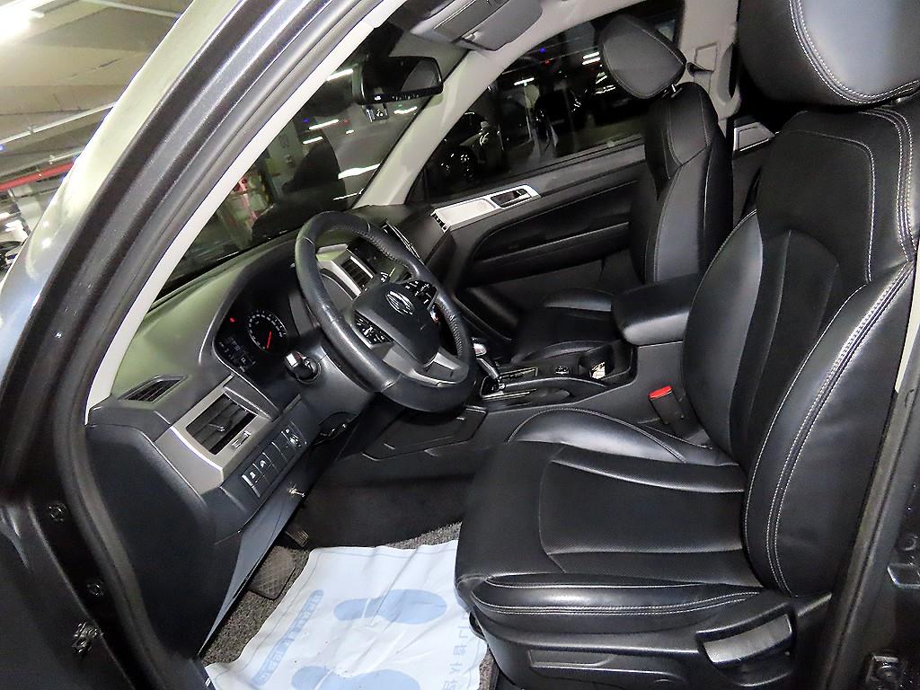 Ssangyong Rexton - Vista 6