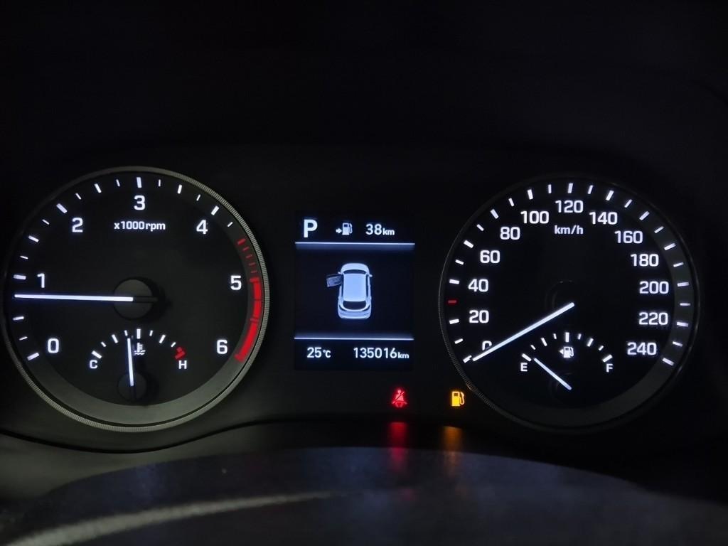 HYUNDAI Tucson - Vista 6
