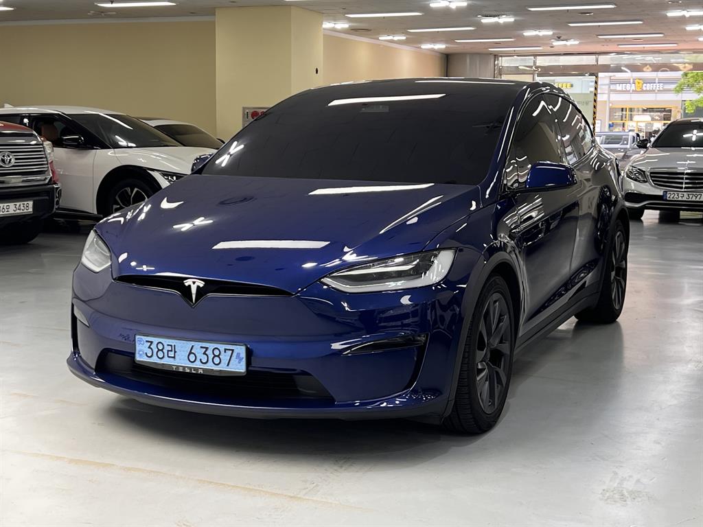 Tesla Model X