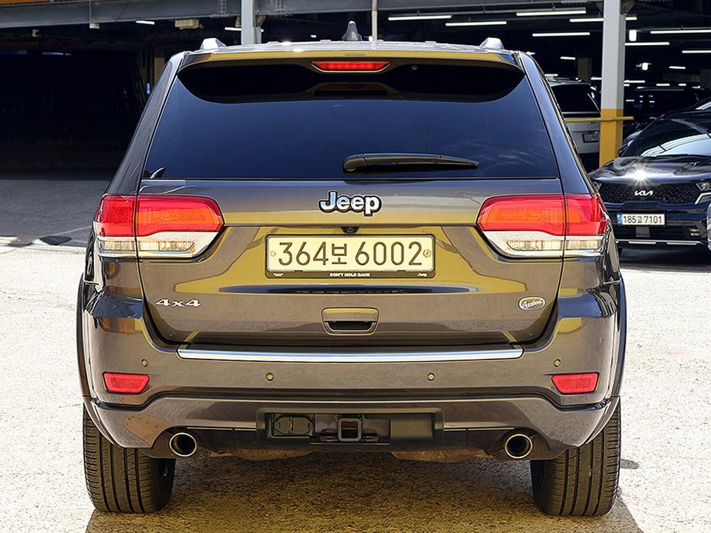 Jeep Cherokee - Vista 5