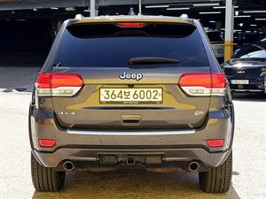 Jeep Cherokee - Vista 6