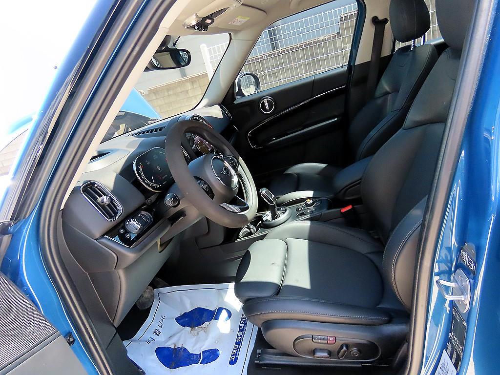 Mini Countryman - Vista 5