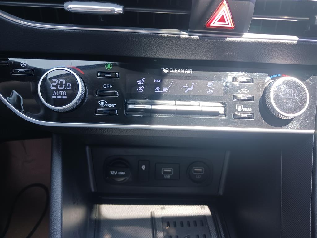 HYUNDAI Sonata - Vista 10