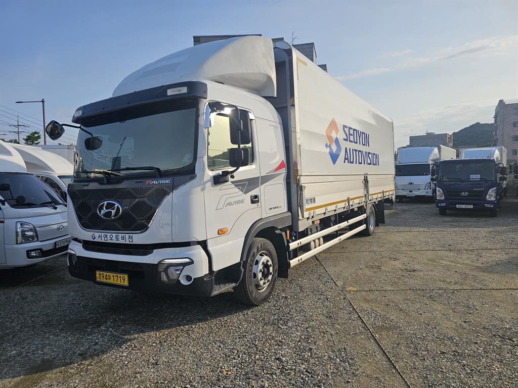medium and large cargo truck - Vista 2