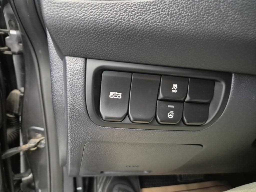 KIA Pride 2014 Gris - Importación desde Corea - HF Imports Iquique - Foto 17