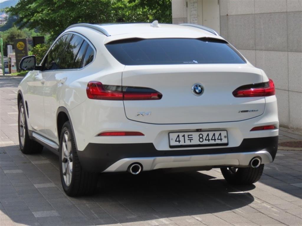 BMW X4 - Vista 7