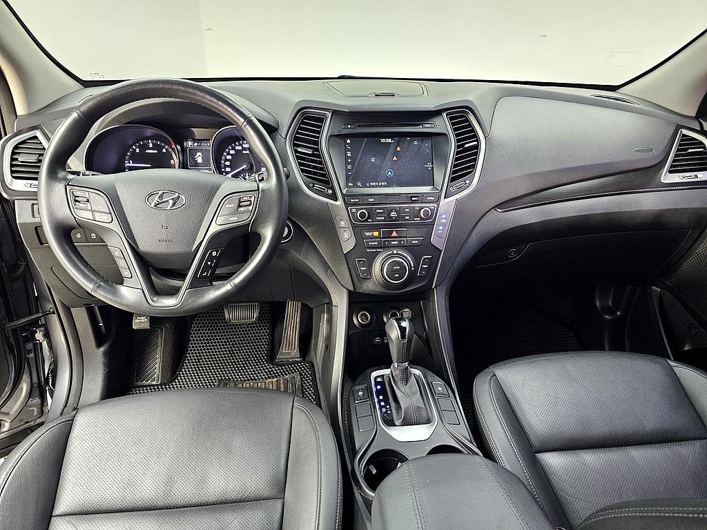 HYUNDAI Santa Fe - Vista 5
