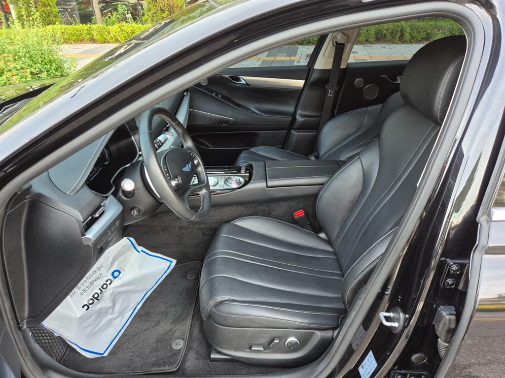 Genesis G80 - Vista 7