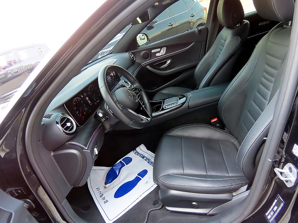 Mercedes Benz E class - Vista 6