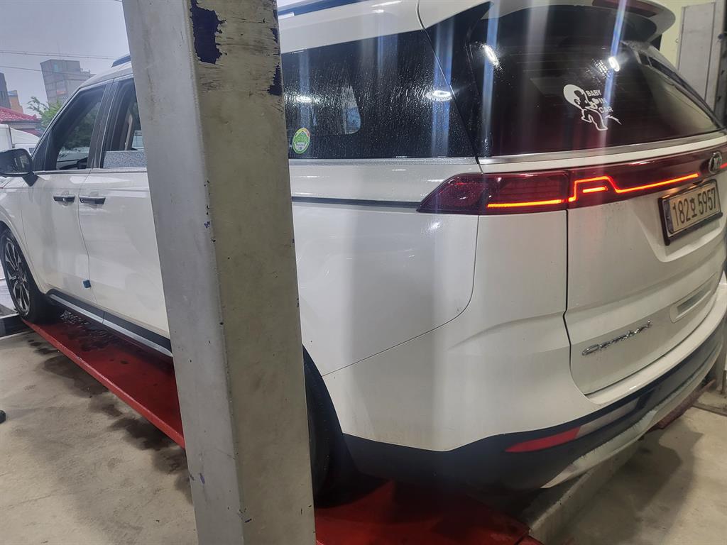 KIA Carnival - Vista 6