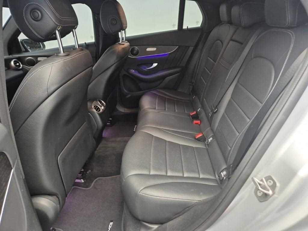 Mercedes Benz GLC Class - Vista 12