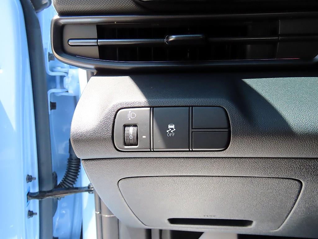 HYUNDAI Avante - Vista 12