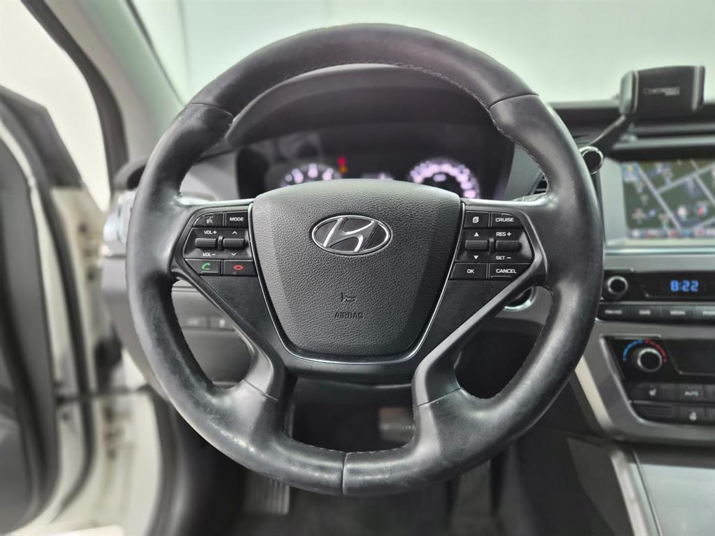 HYUNDAI Sonata - Vista 9