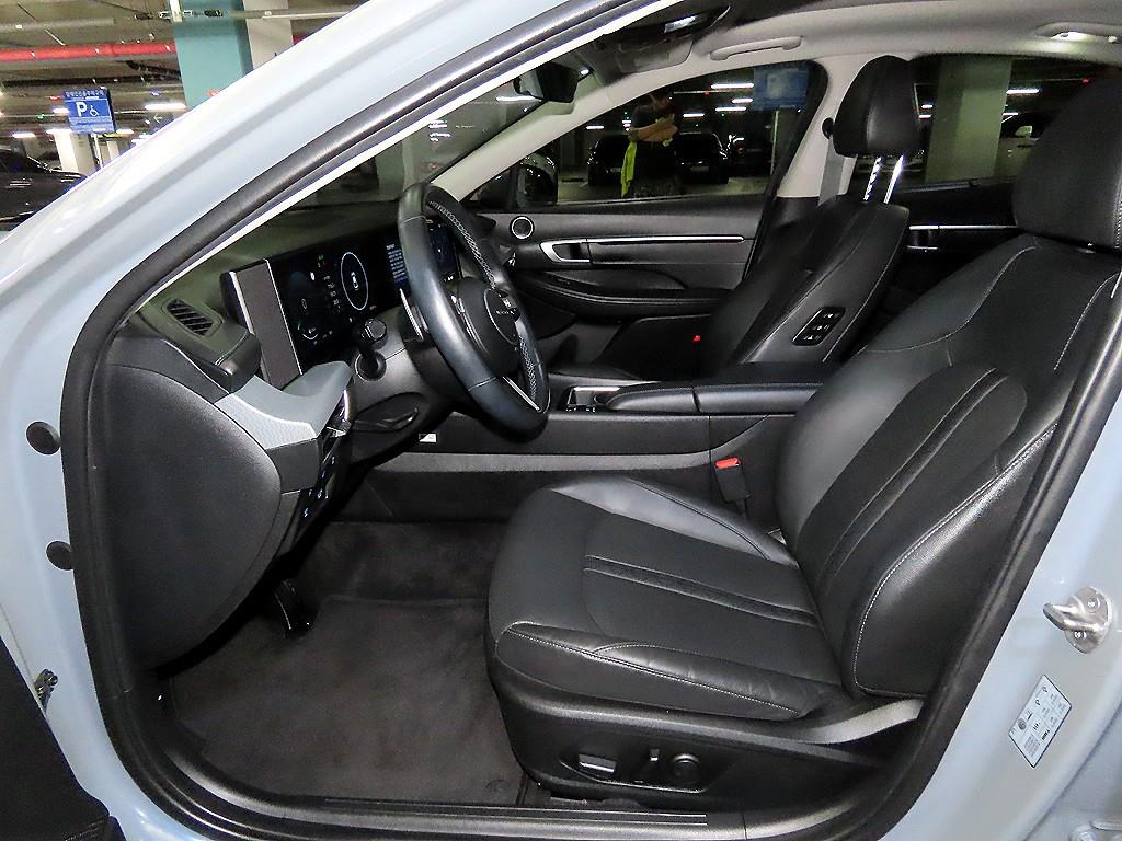 HYUNDAI Sonata - Vista 6