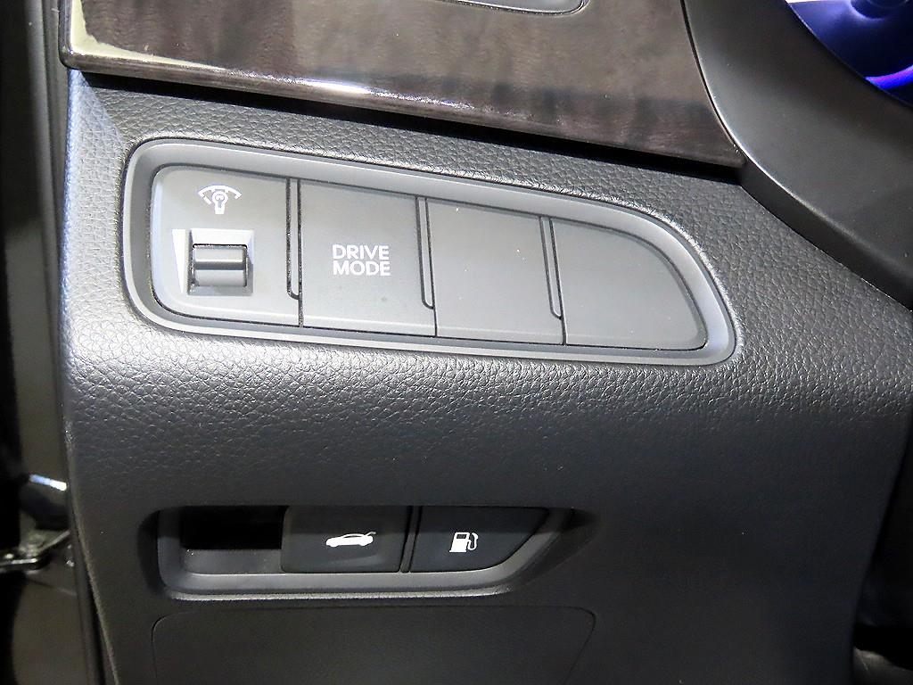 HYUNDAI Grandeur 2015 Negro - Importación desde Corea - HF Imports Iquique - Foto 14