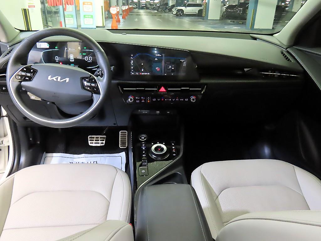 KIA Niro - Vista 10
