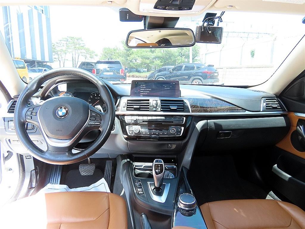 BMW 4 Series - Vista 7