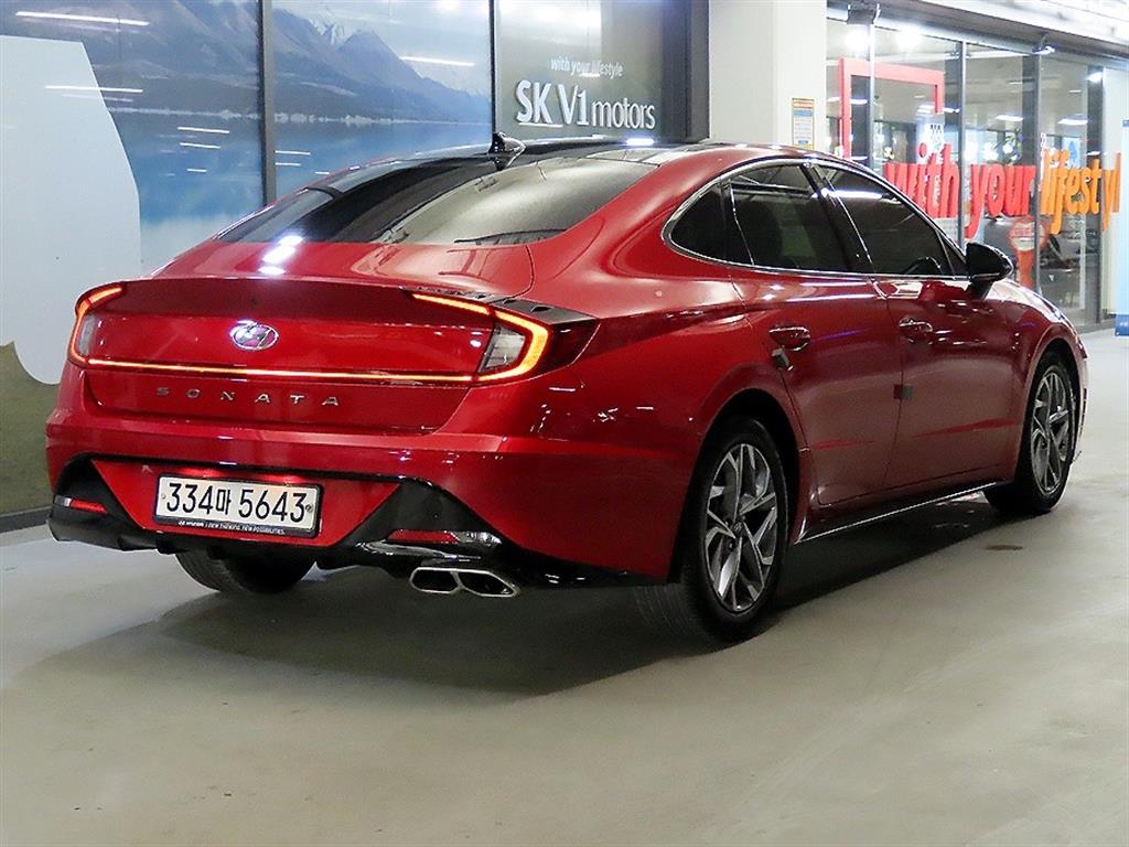 HYUNDAI Sonata - Vista 4