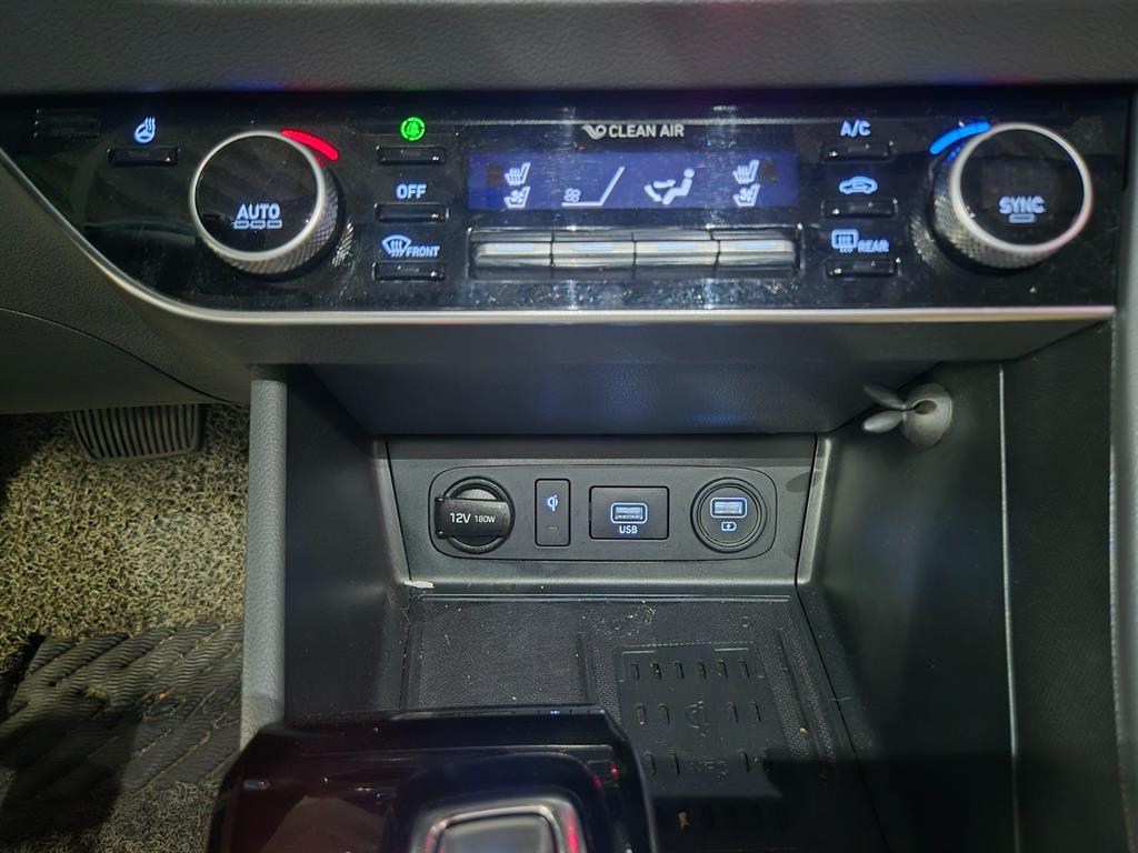 HYUNDAI Sonata - Vista 12