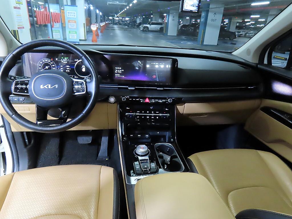 KIA Carnival - Vista 10