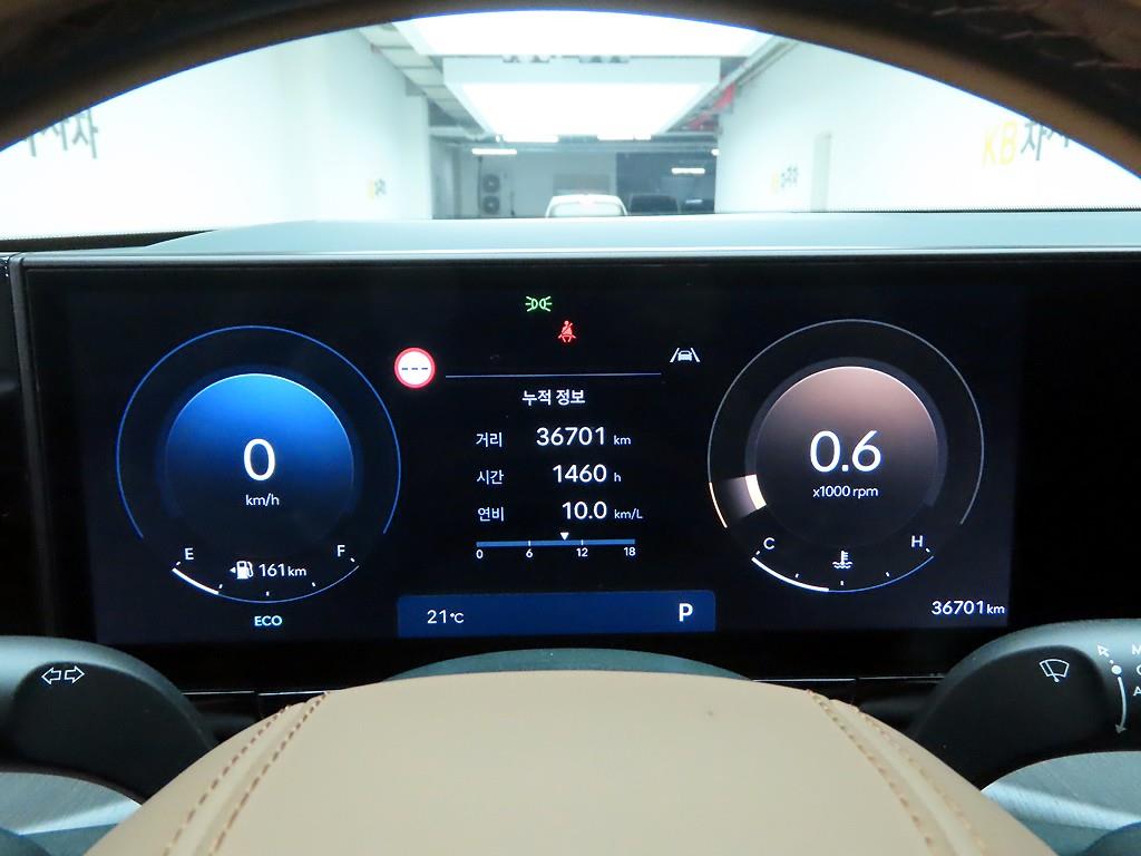 HYUNDAI Grandeur - Vista 5