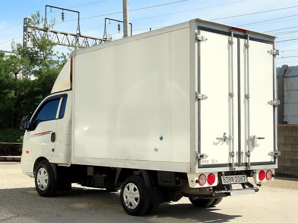 Small Truck Cargo (small) - Vista 3
