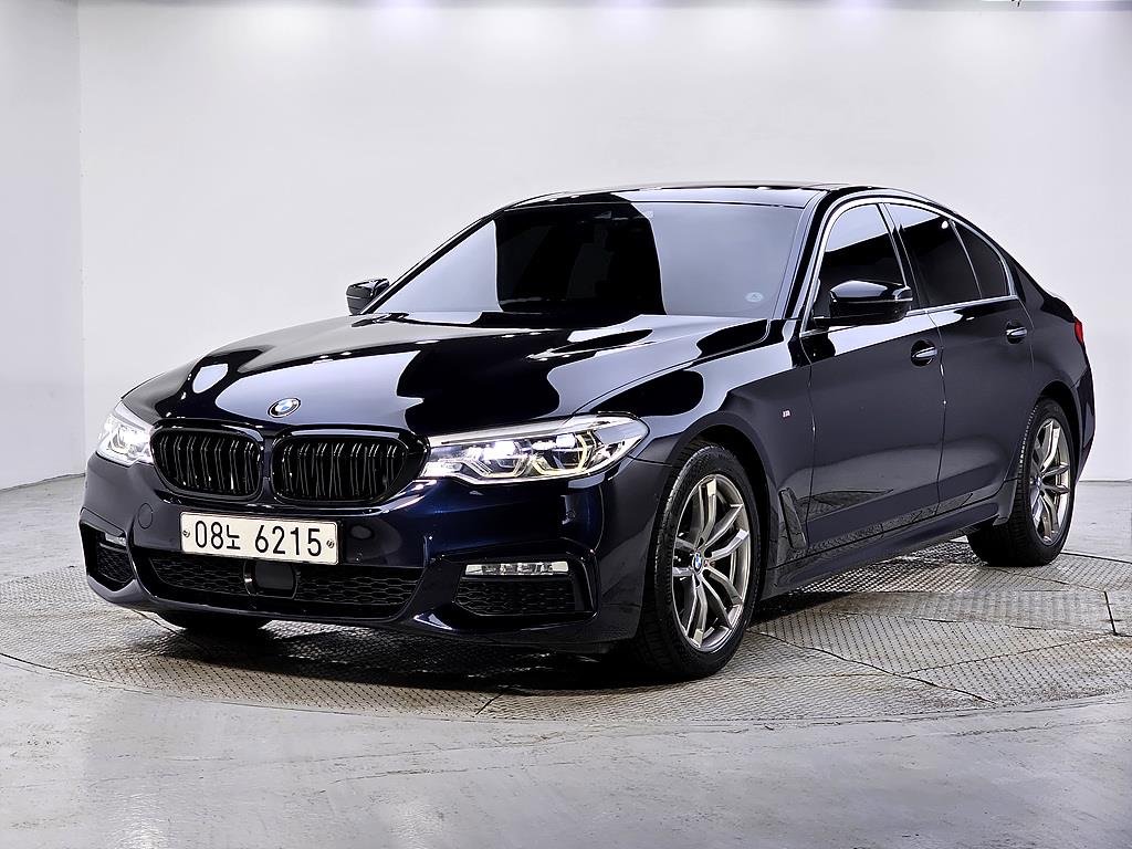 BMW 5 Series 2018 Negro - Importación desde Corea - HF Imports Iquique - Foto 1