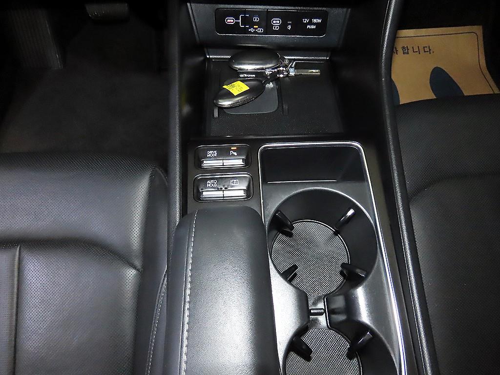 HYUNDAI Sonata - Vista 12